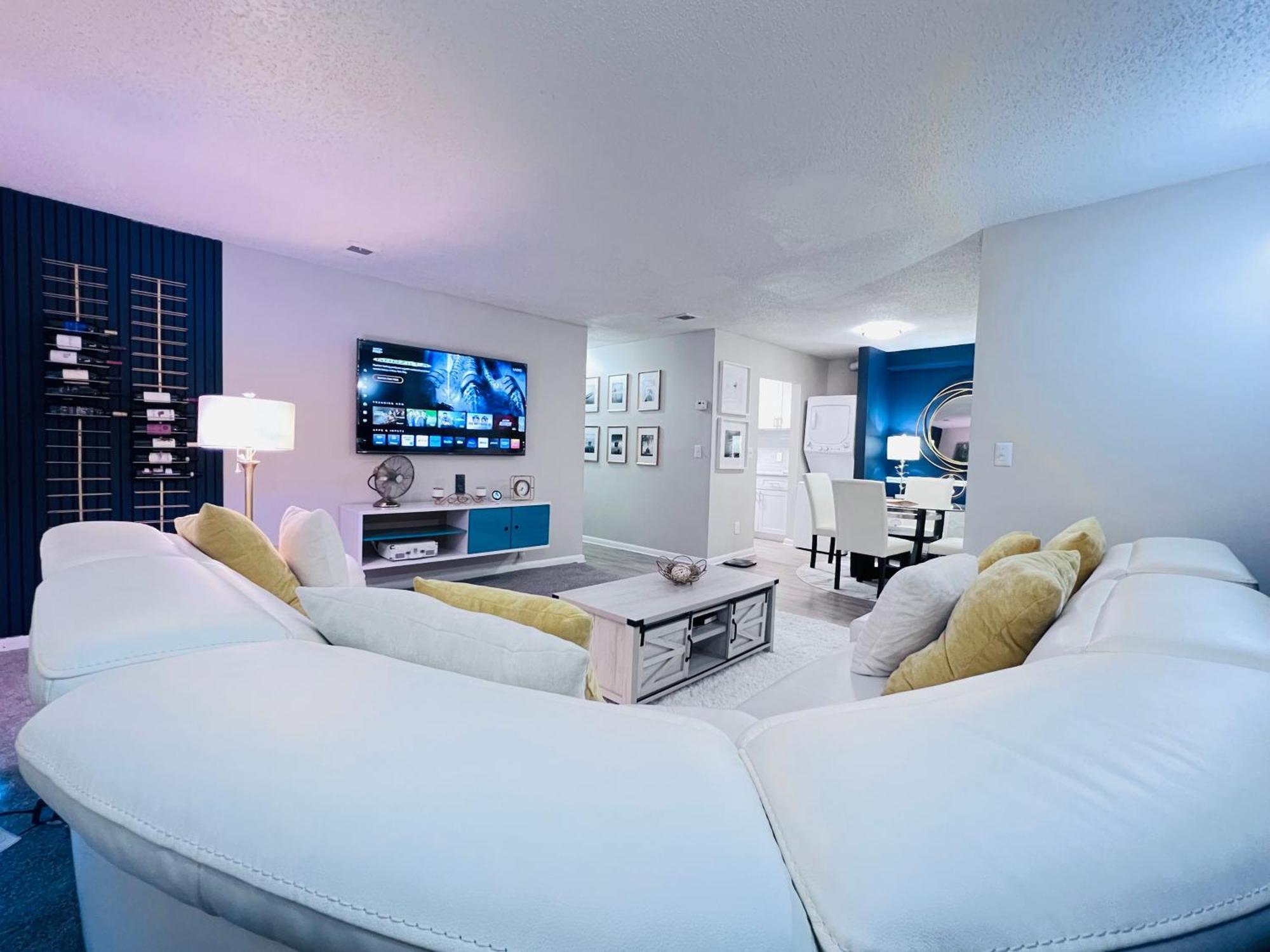 Glamorous 2bed Minutes To Braves Stadium Apartment *