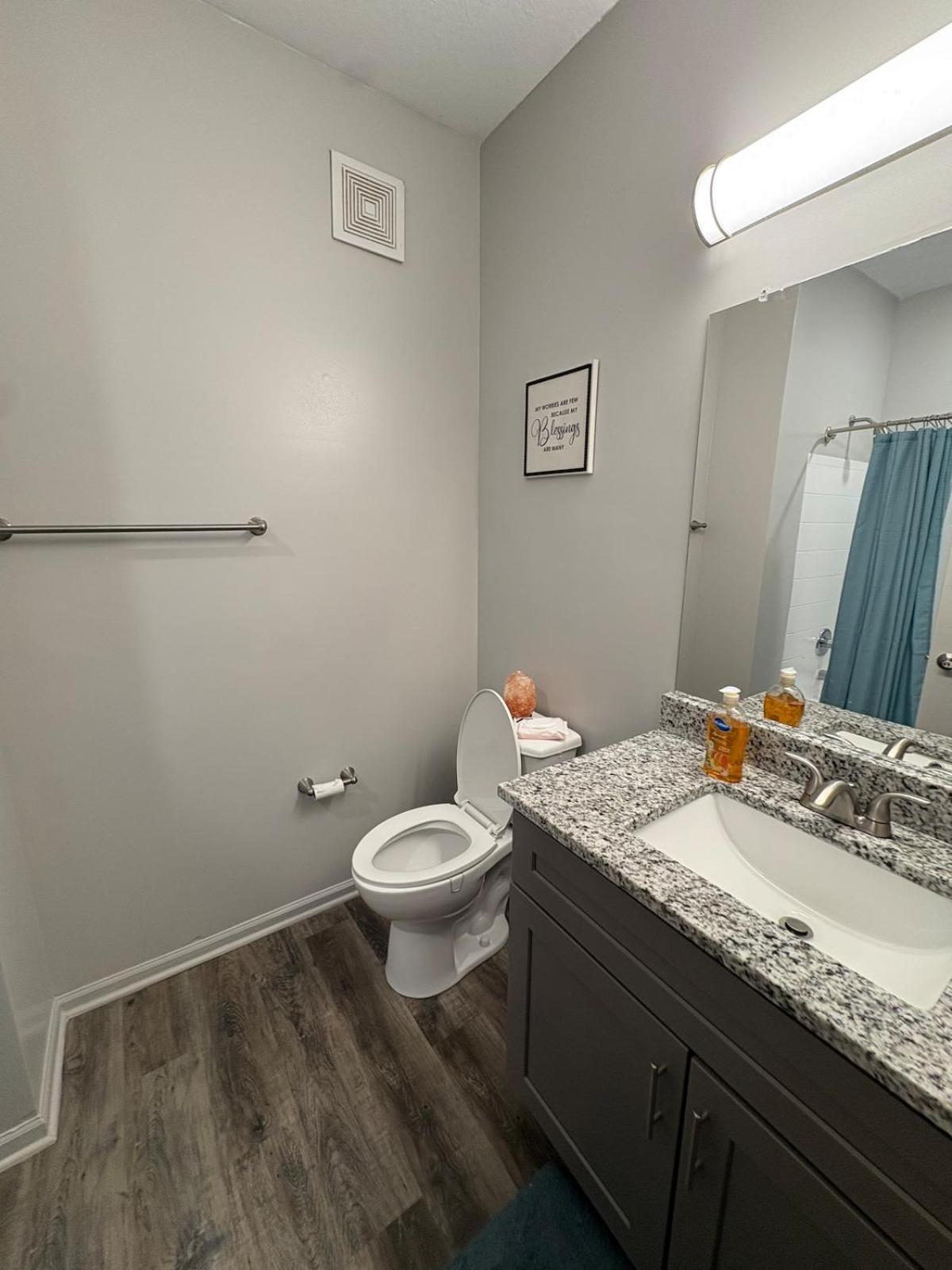 15 Minutes From Airport Charming 3 Bedroom * Atlanta