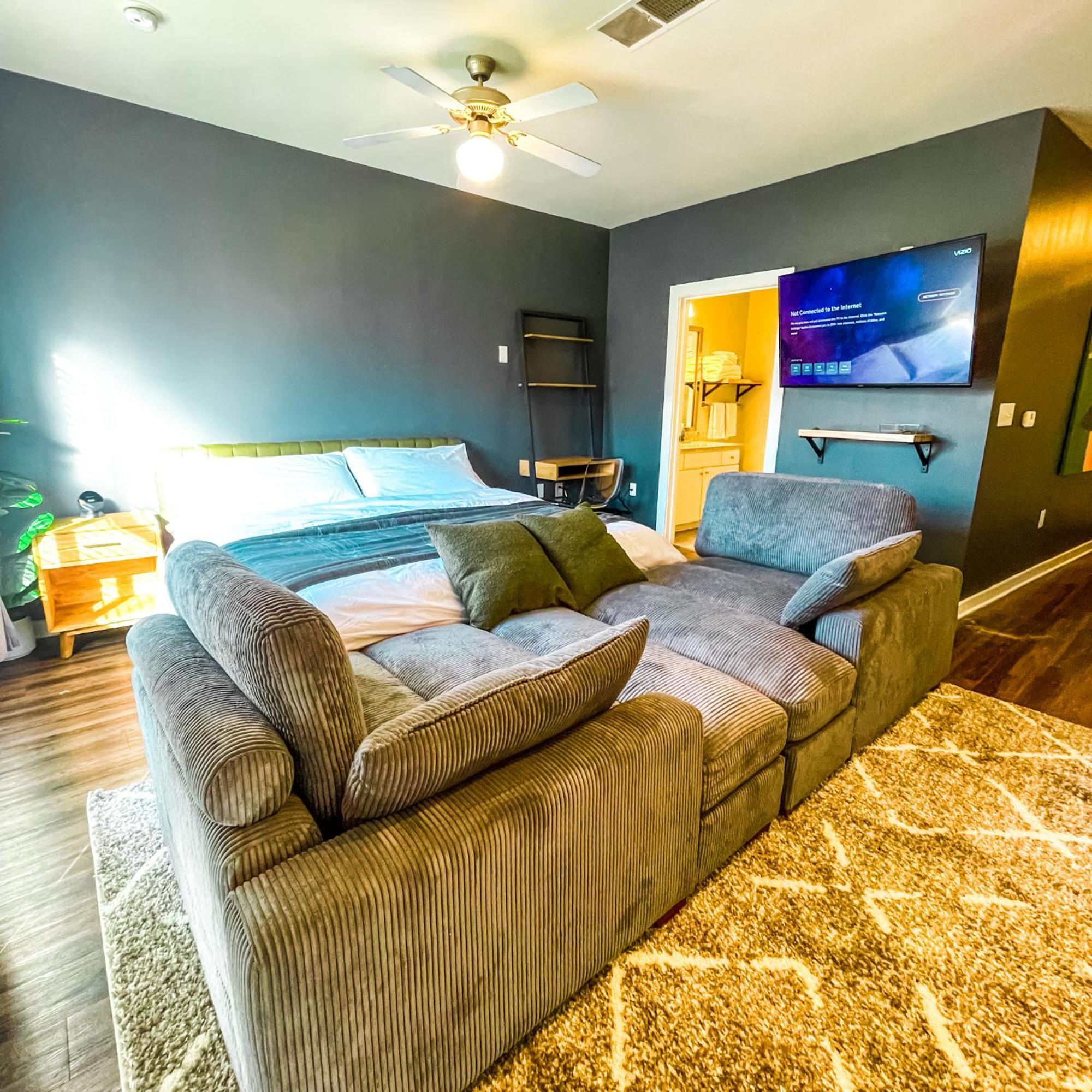 King Bed, Walk To Beltline Inman Park, Pets Welcome *