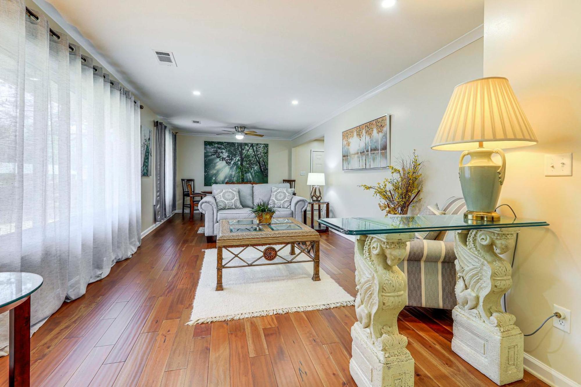 12 Mi To Dtwn With Patio And Grill! *
