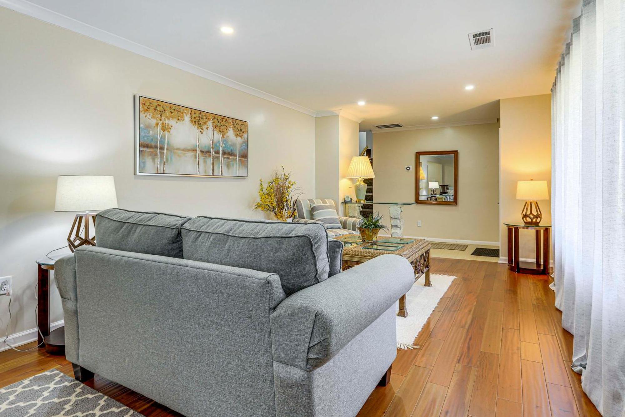 12 Mi To Dtwn With Patio And Grill! *