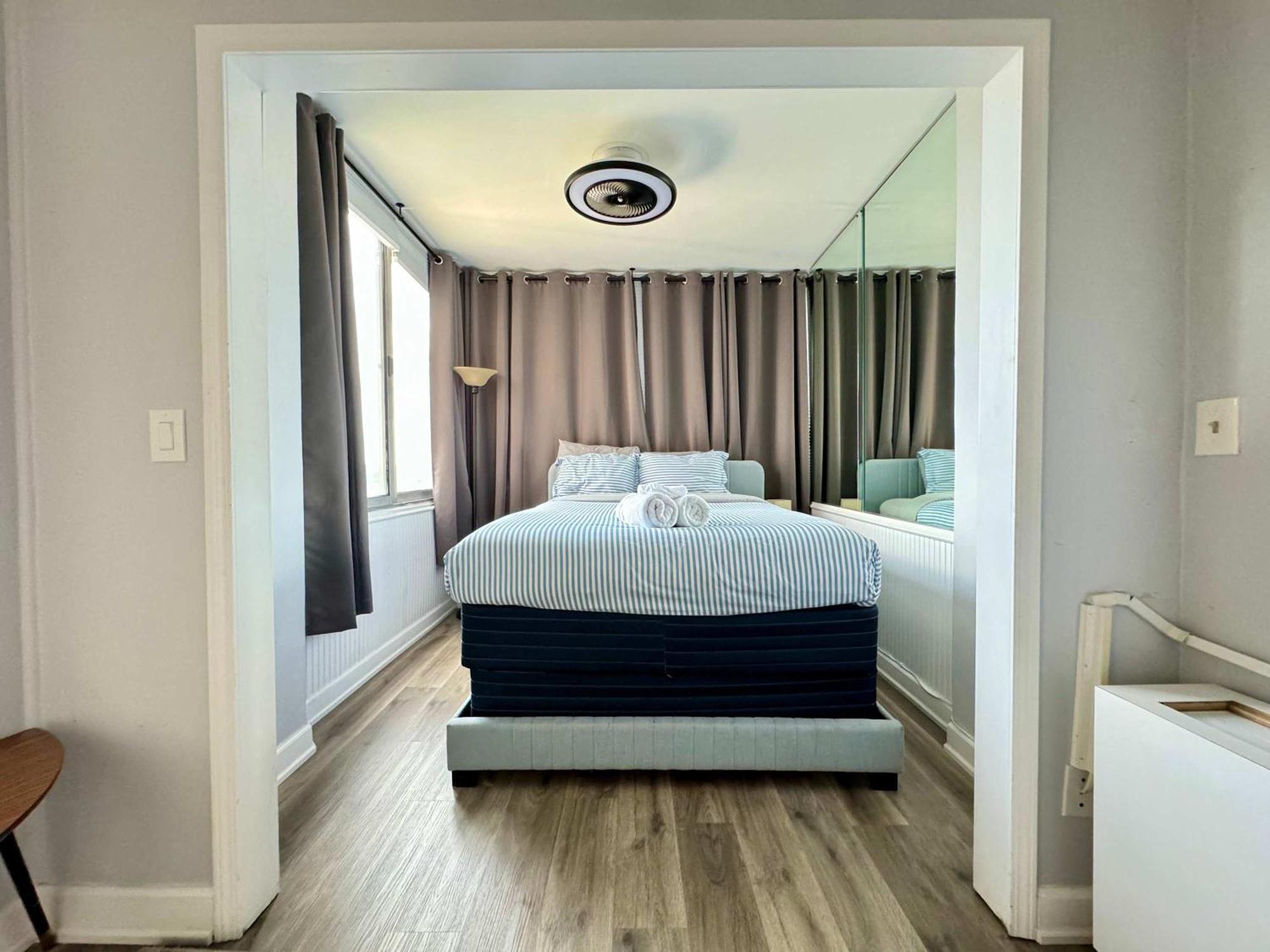Downtown View Renovated 2 Beds Free Parking Lm1503 *