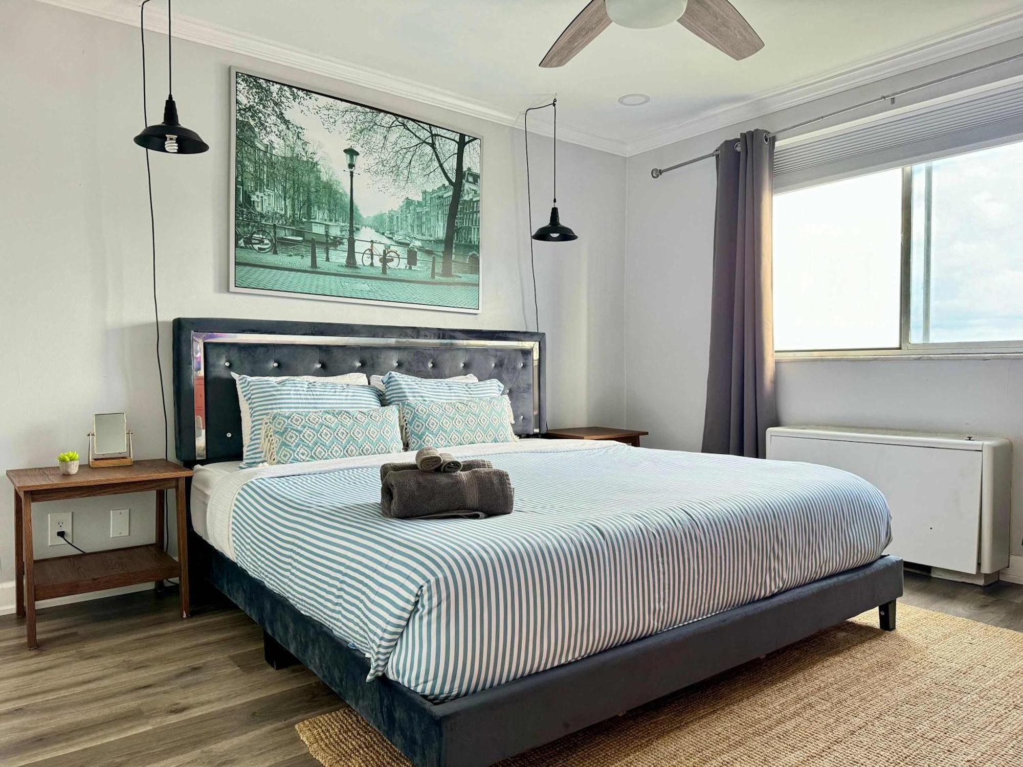 Downtown View Renovated 2 Beds Free Parking Lm1503