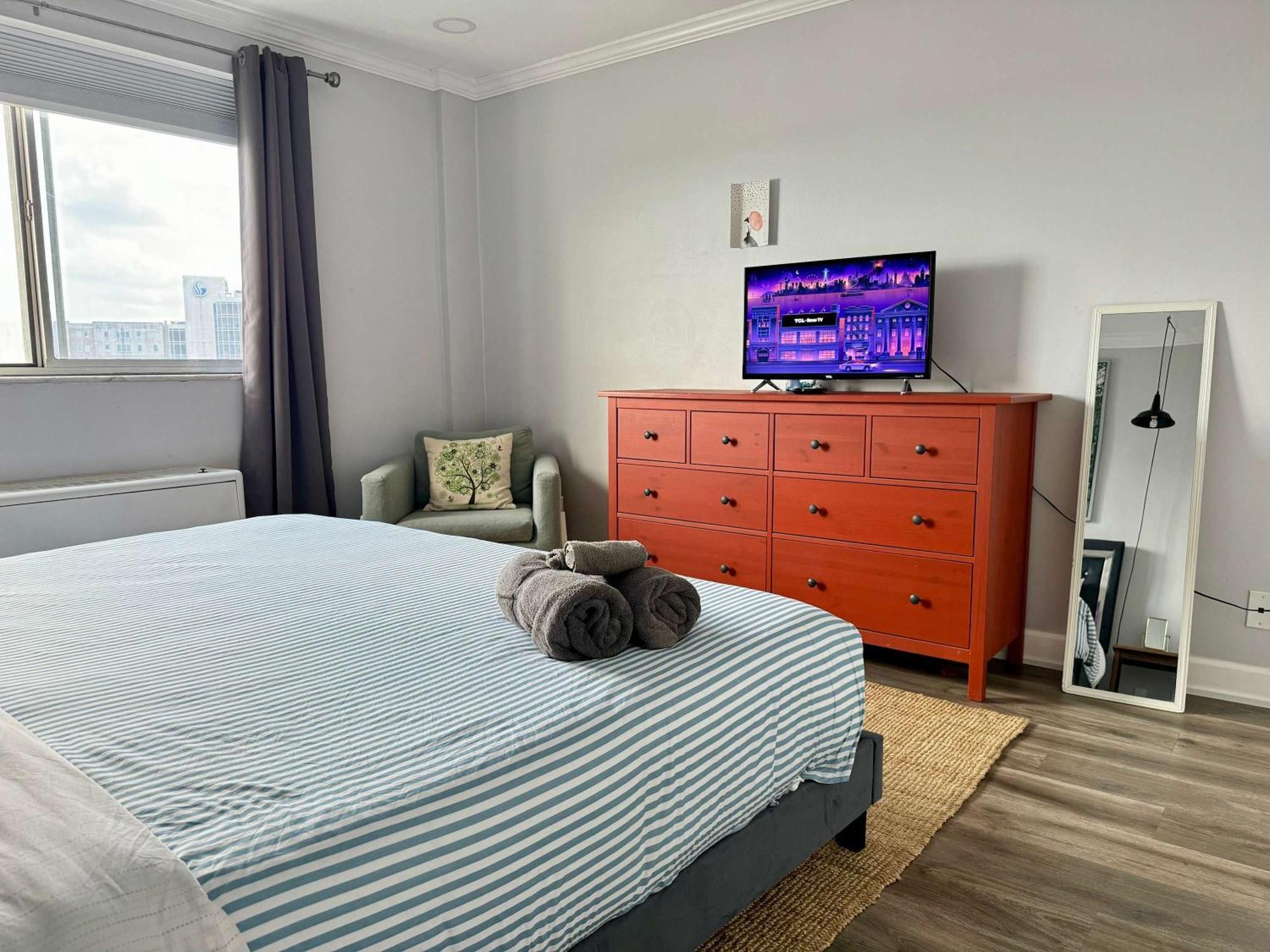 Downtown View Renovated 2 Beds Free Parking Lm1503 Holiday home