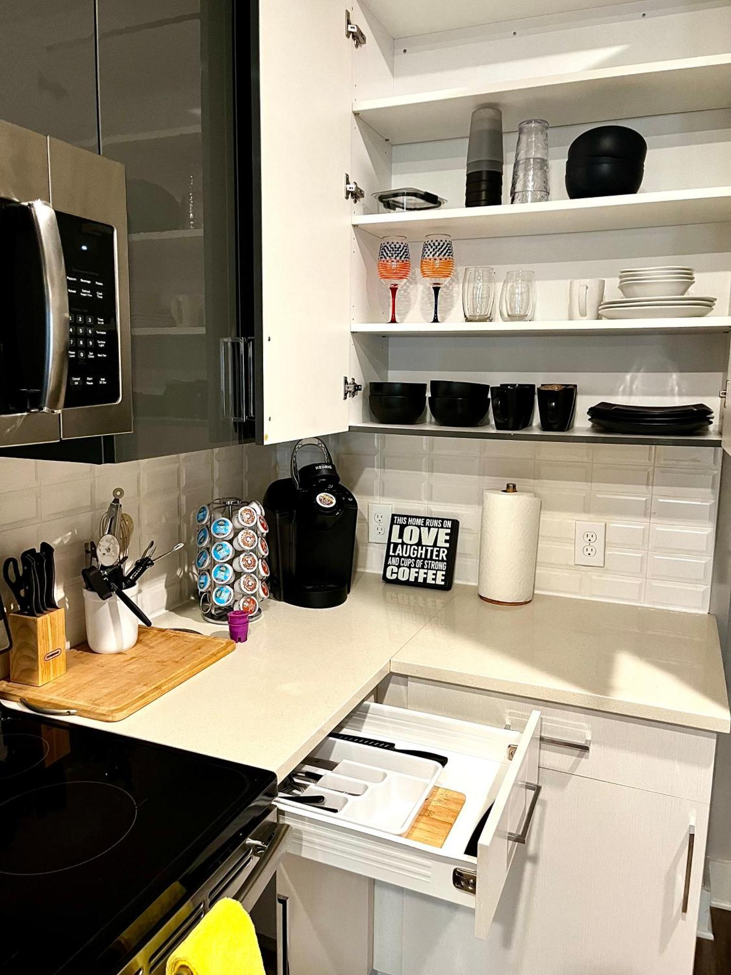 Yjky Llc Apartment *