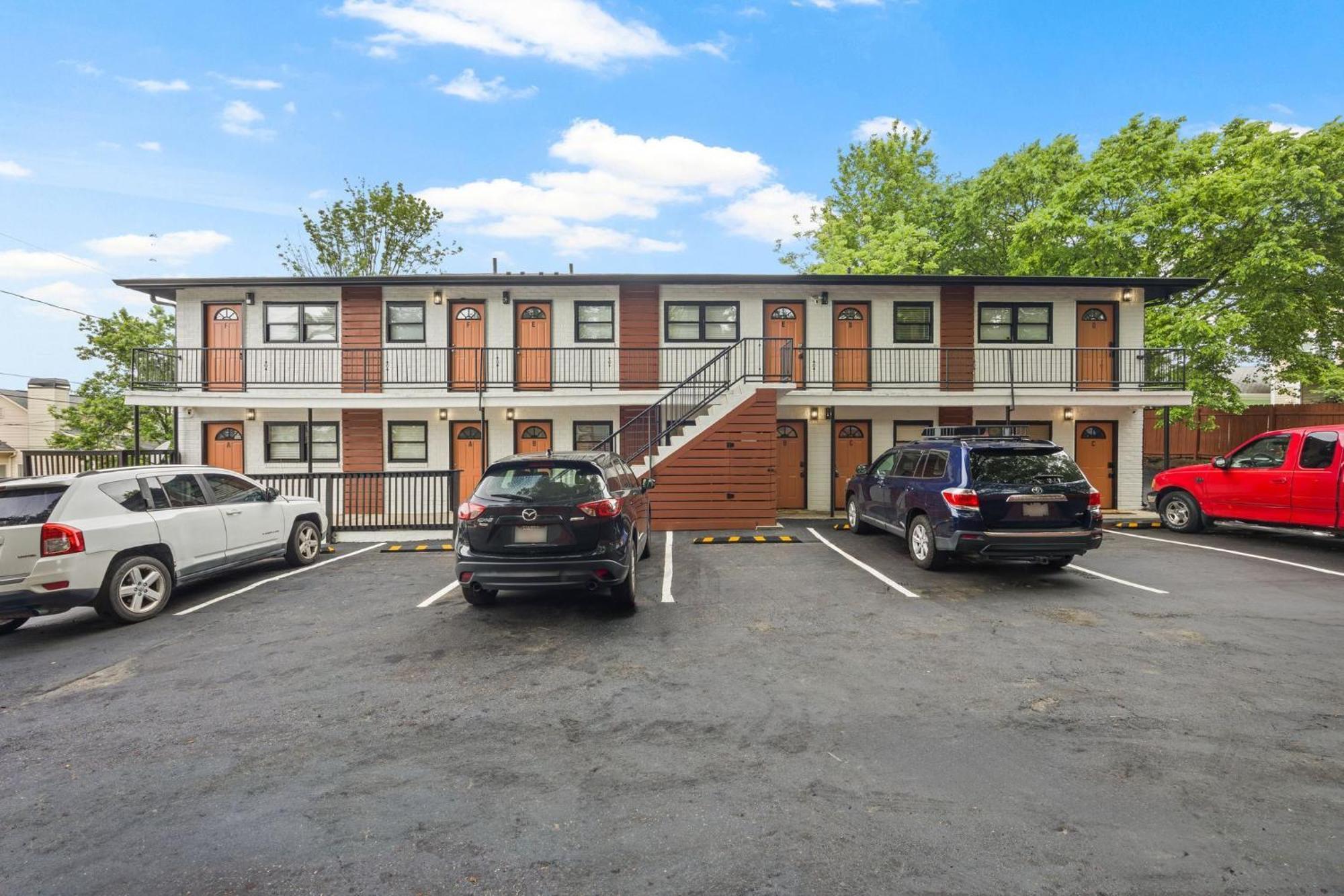 Multiplex Unit Free Parking Mechanicsville * Atlanta
