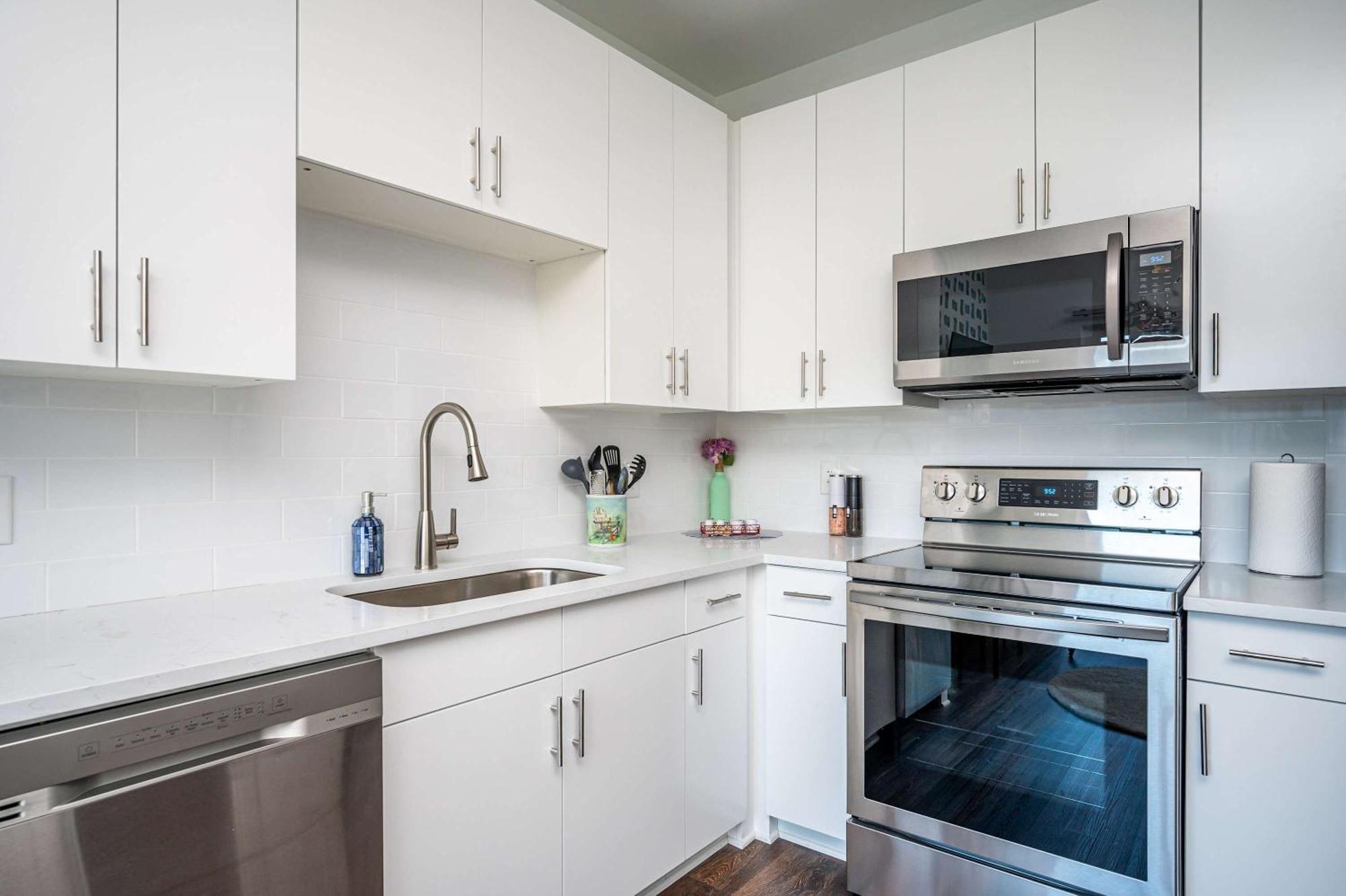 Luxe 1br W Balcony In Downtown 542blvd Holiday home Atlanta