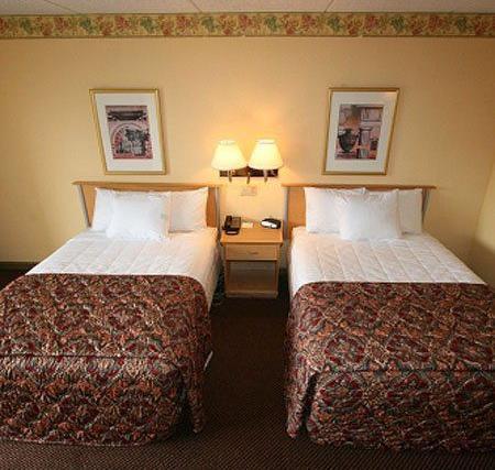 Knights Six Flags Hotel