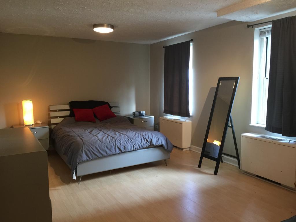 Downtown Big 1 Bedroom #20i Apartment *