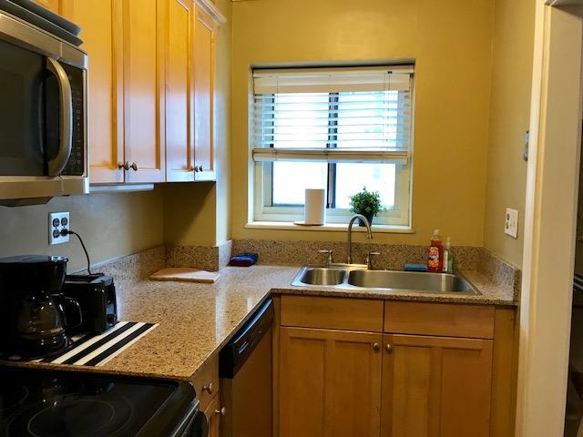 Simple Beauty Downtown Sleeps 4 *