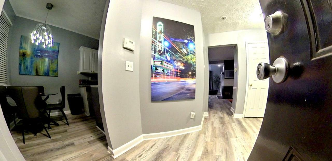 Apartment Proximity Castle Atl-south Modern Upscale Townhome Atlanta