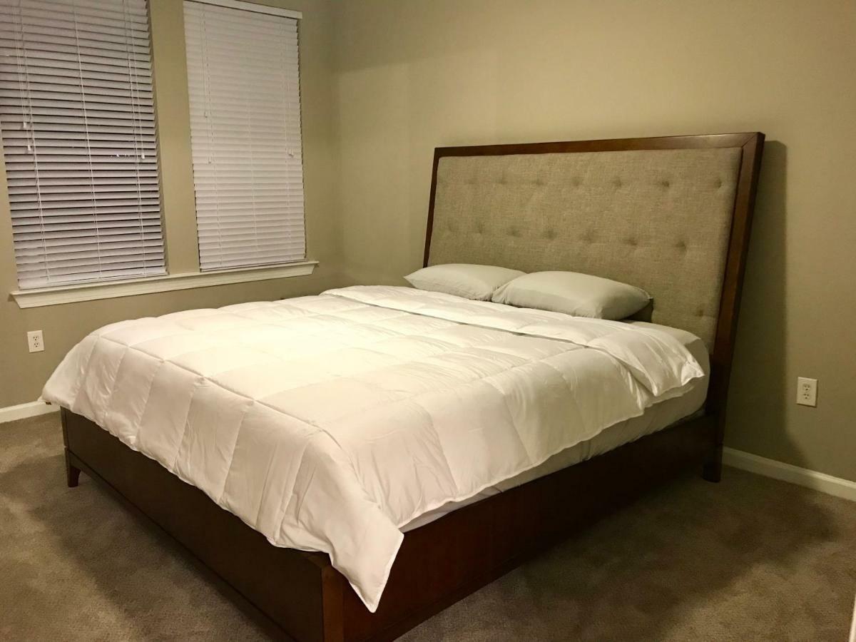 300 Piedmont Ave Apartment