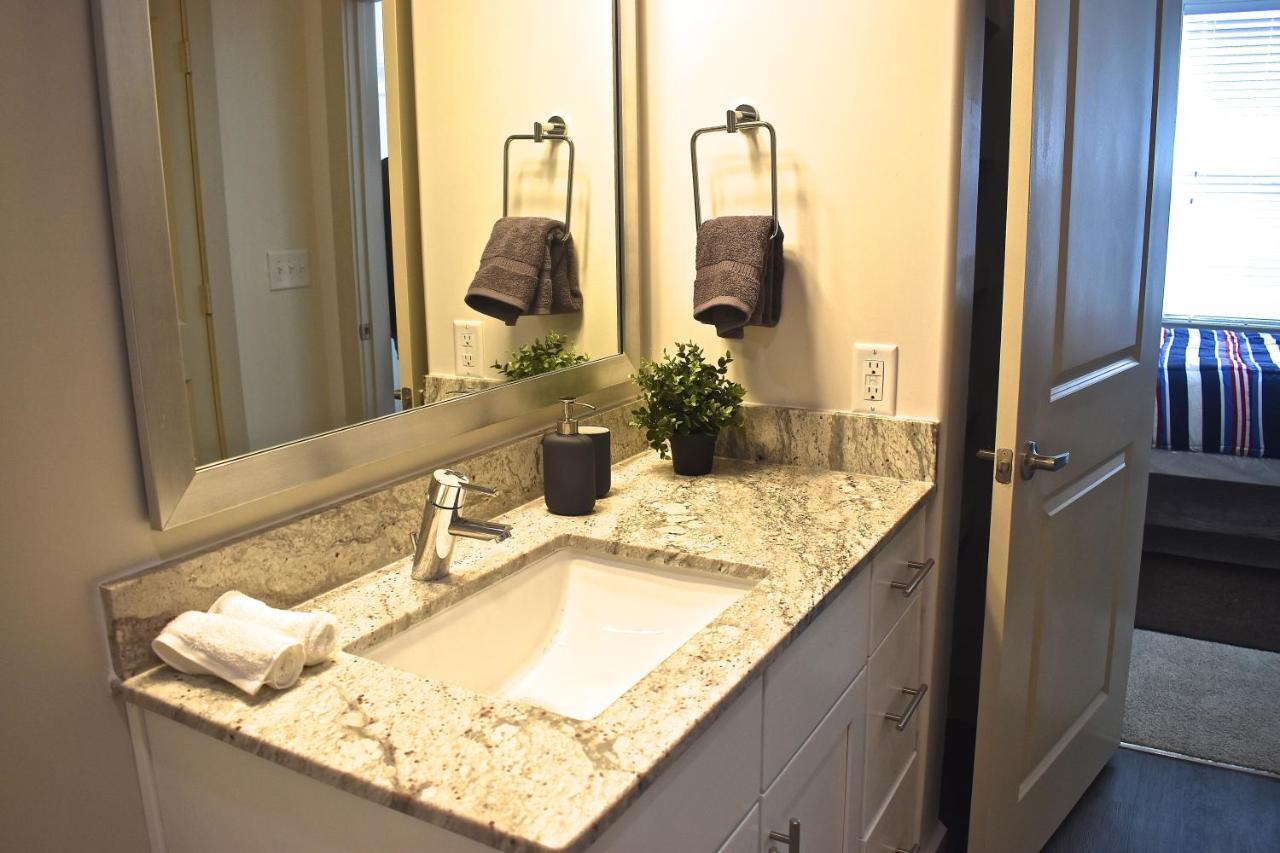 Luxurious And Cozy In Heart Of Buckhead Apartment *