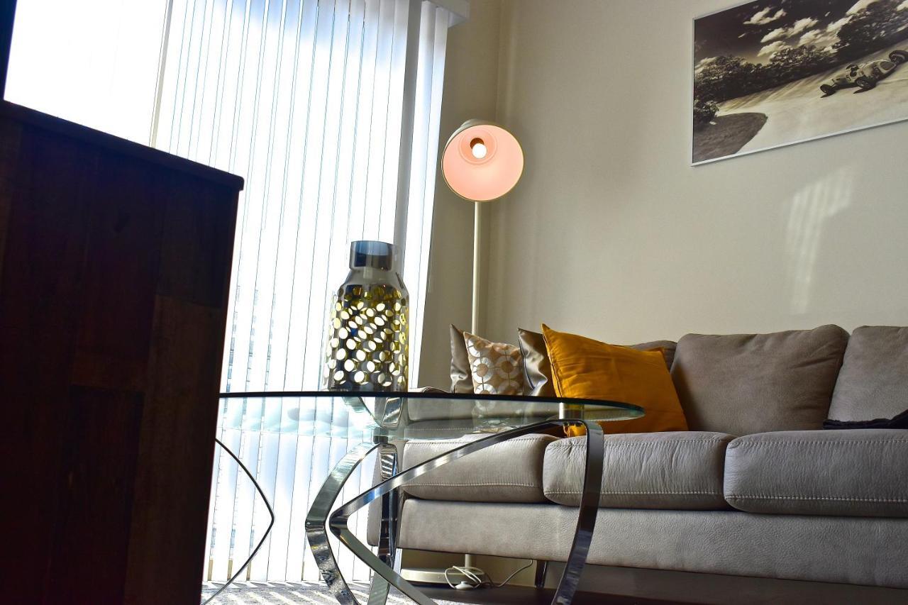 Luxurious And Cozy In Heart Of Buckhead *