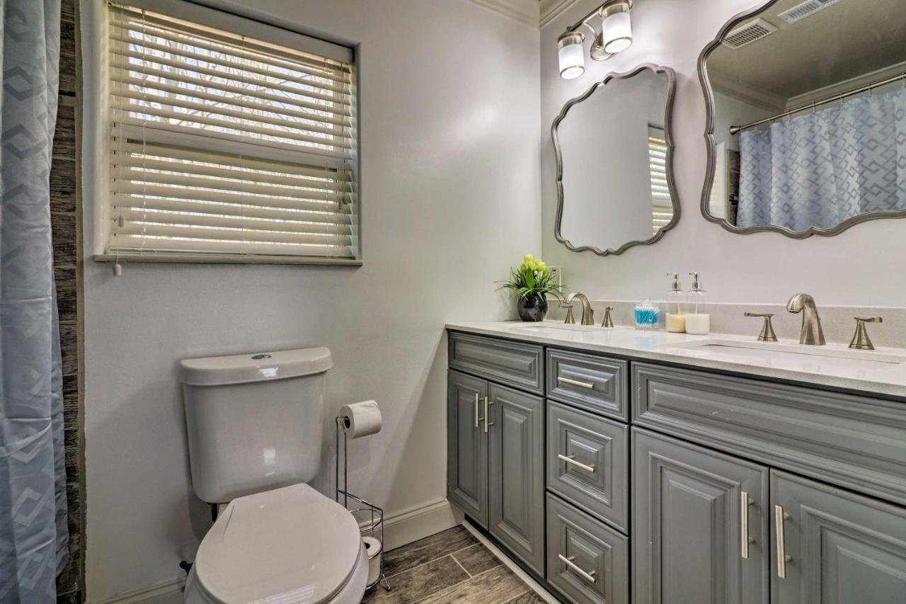 Comfortable Ranch - 5 Mi To Downtown Atlanta!