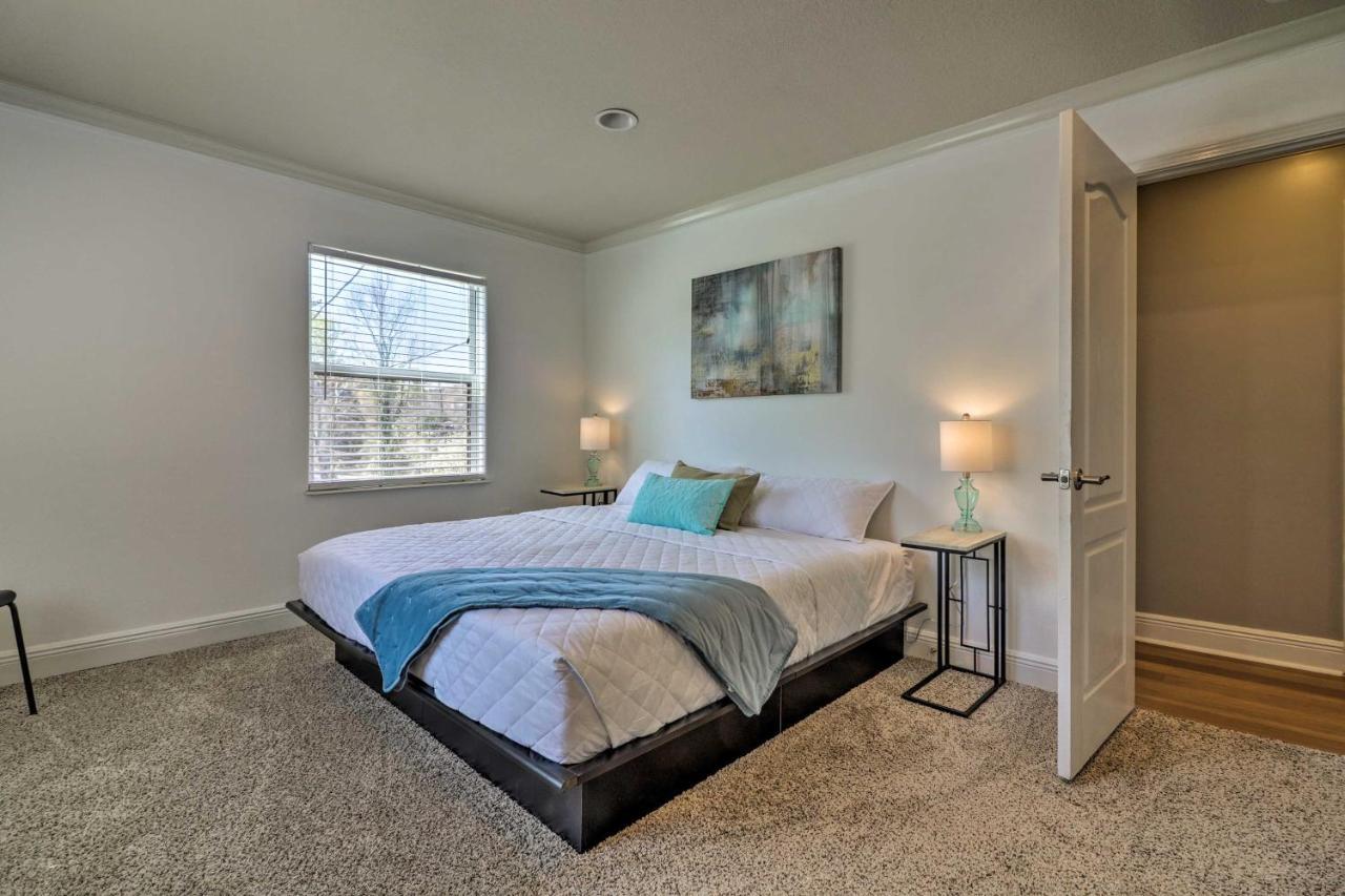 Comfortable Ranch - 5 Mi To Downtown Atlanta! Atlanta