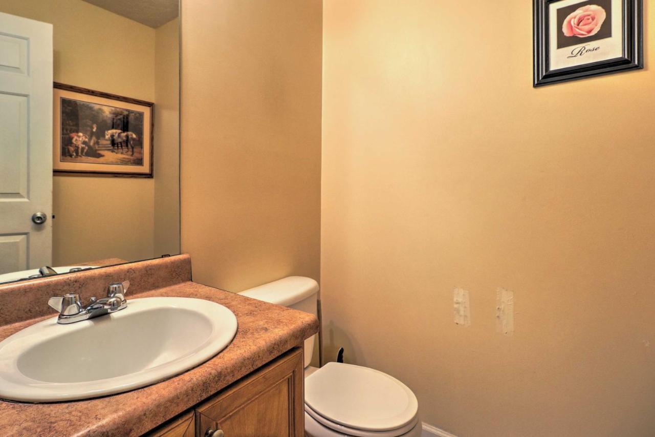 Holiday home Suburban Vacation - 20 Mi To Downtown Atlanta