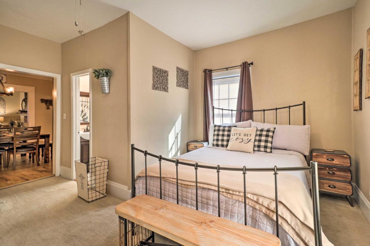 Updated With Backyard, 10mi To Dtwn Atlanta