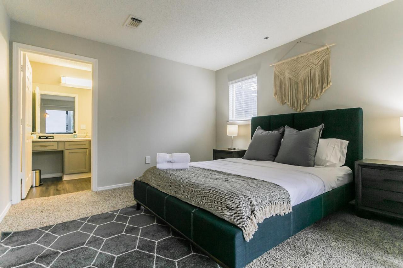Apartment Luxury 3-bedroom Flat + Pool + Gym Atlanta