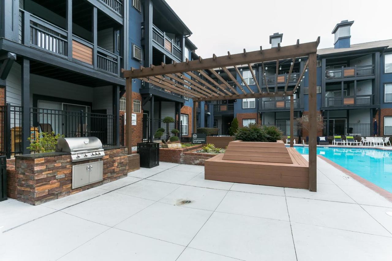 Luxury 3-bedroom Flat + Pool + Gym * Atlanta