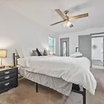 New! Modern Comforts W/ 4Beds/3Br Sleeps 8