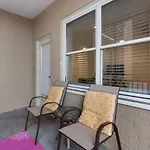 Downtown Studio - Panoramic Views - Walk-Friendly