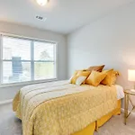 Atlanta Home With Patio, 8 Mi To Downtown And Aquarium