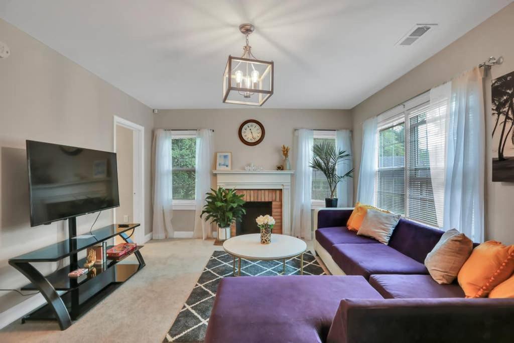 Holiday home Remodeled Bathrooms Stylish Luxe Bungalow
