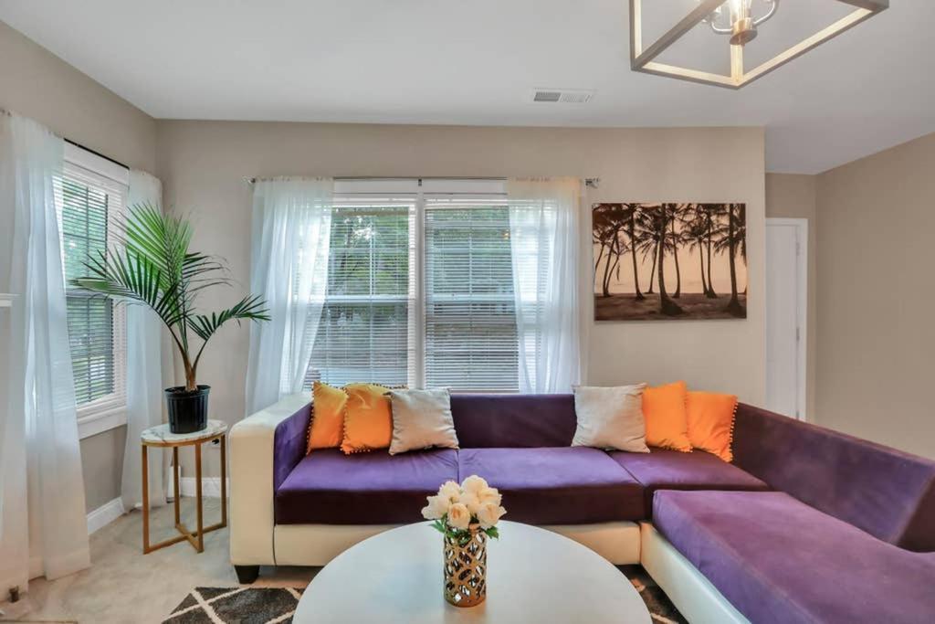 Holiday home Remodeled Bathrooms Stylish Luxe Bungalow Atlanta