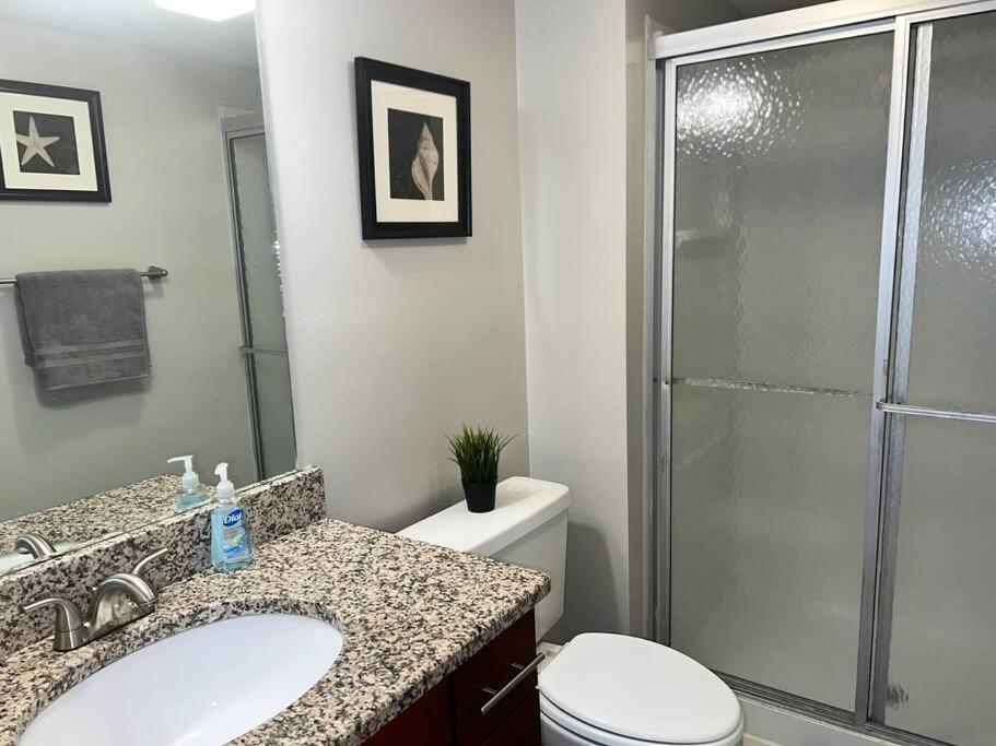 Apartment Modern 2 Bedroom 2 Bathroom Unit In Atlanta