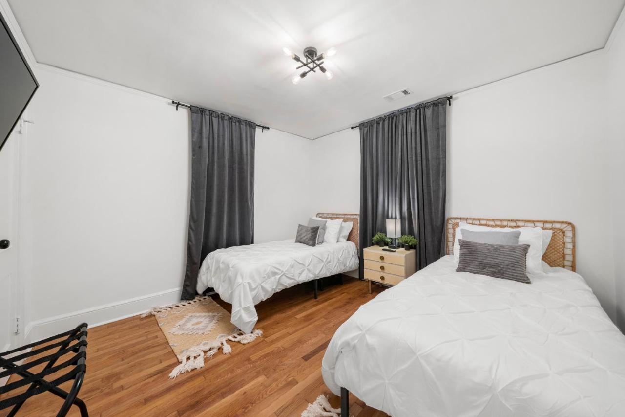 Saffron Door Sanctuary, Near Downtown Atlanta! Holiday home Atlanta