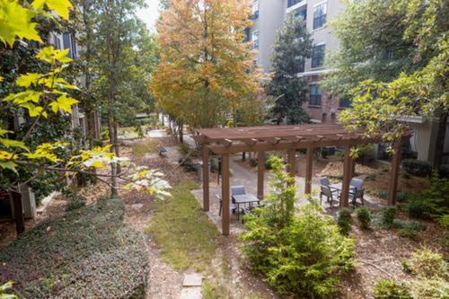 The Safari Apartment Atlanta