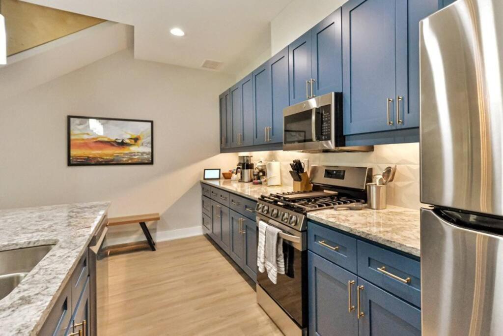 New Modern Near Ga Tech * Atlanta