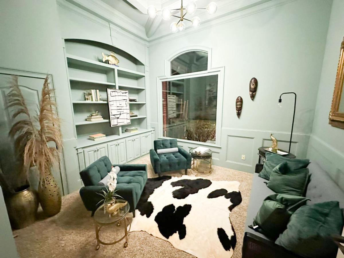 Holiday home Chateau Willine Mansion Sleeps 10 Atlanta