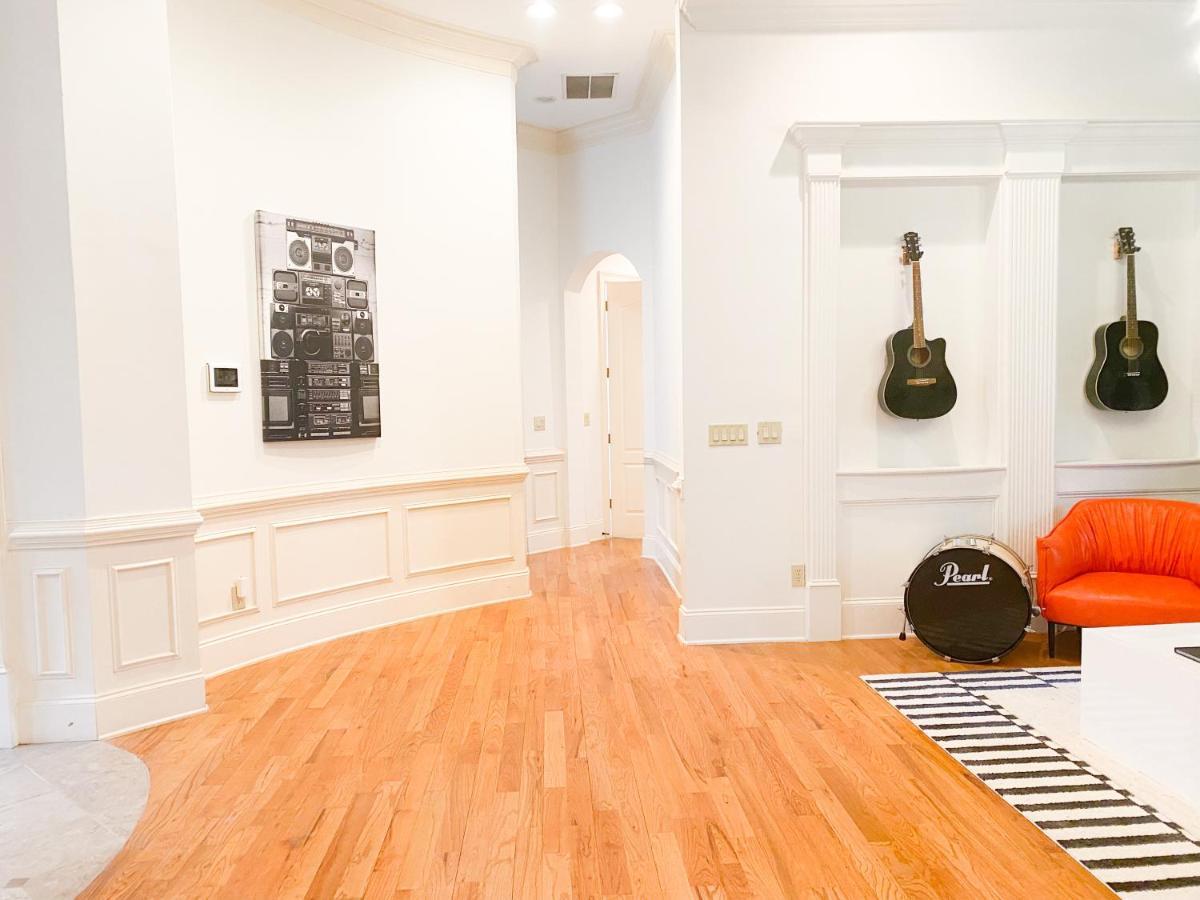 Holiday home Chateau Willine Mansion Sleeps 10 Atlanta