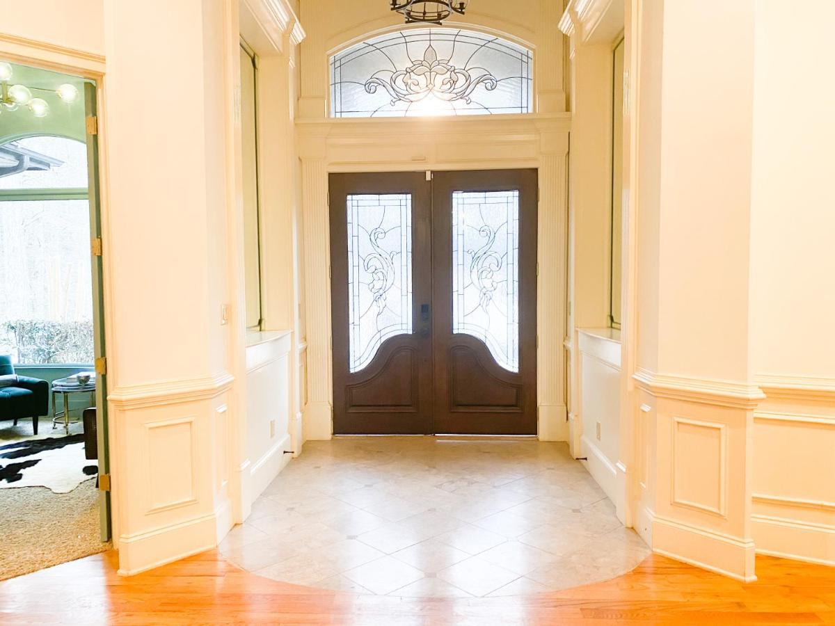 Chateau Willine Mansion Sleeps 10 Holiday home *