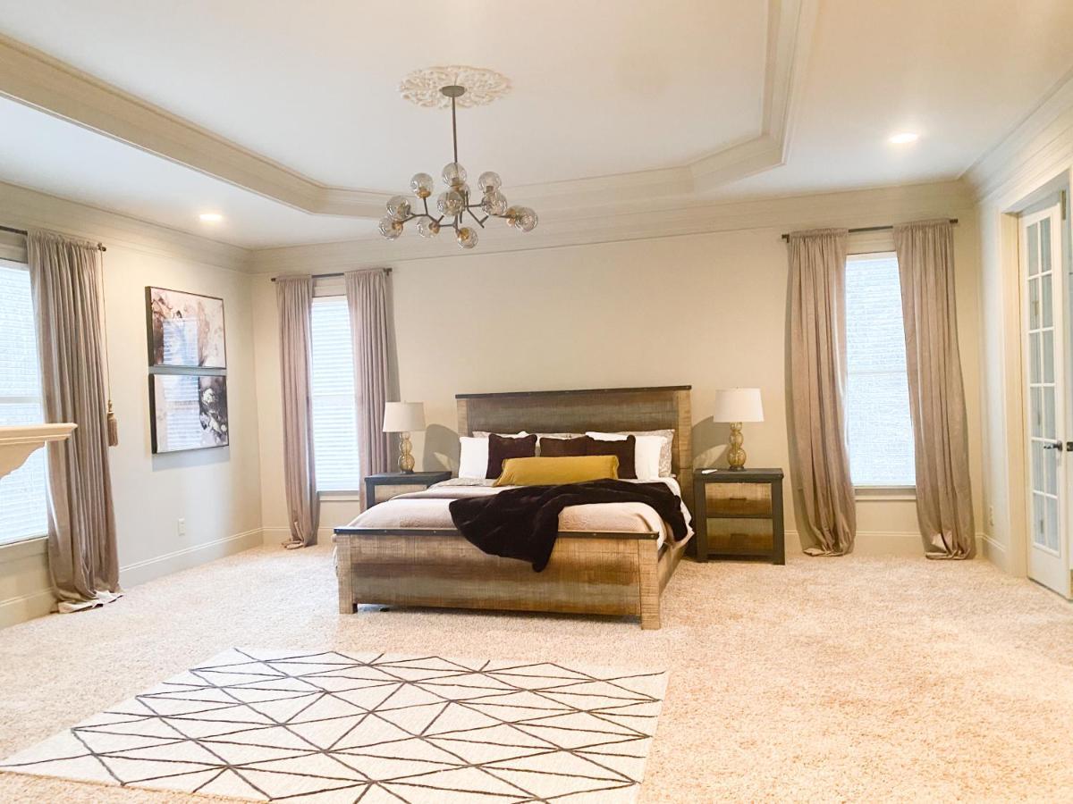 Chateau Willine Mansion Sleeps 10 Holiday home *