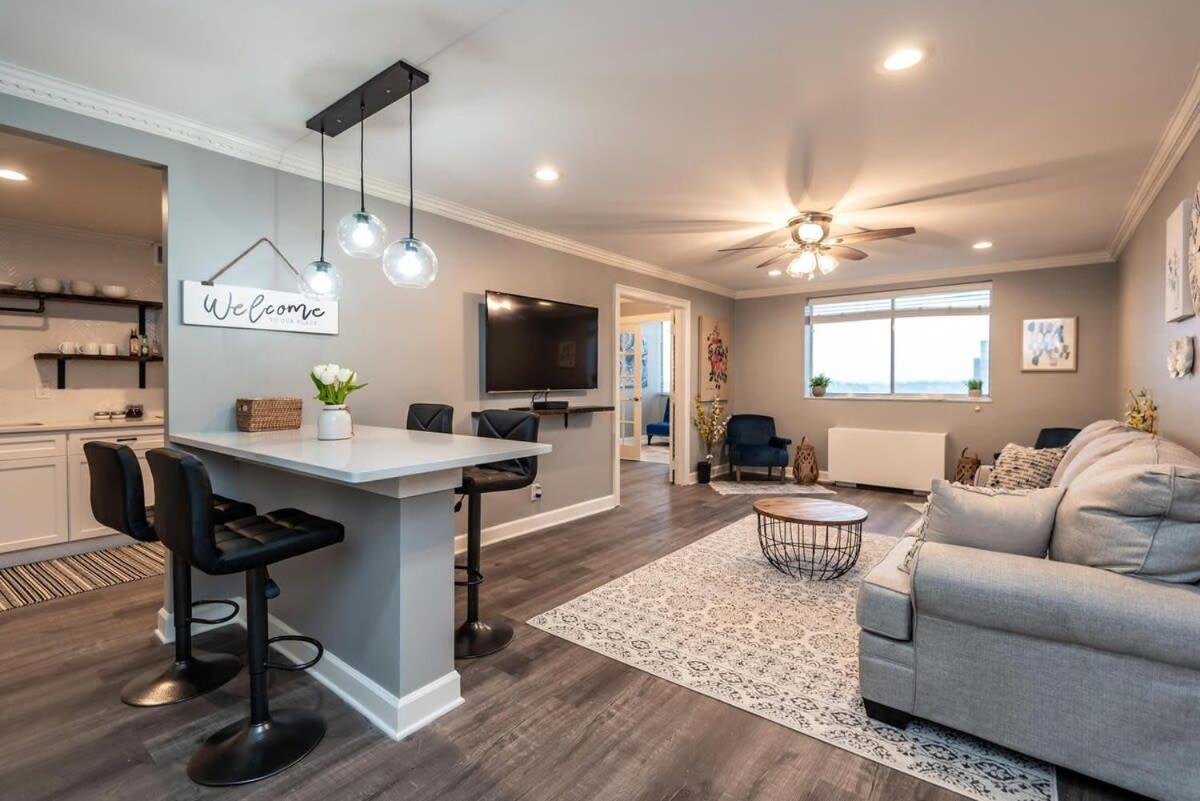 Downtown! View Location Onsite Parking Lm1207 Holiday home Atlanta