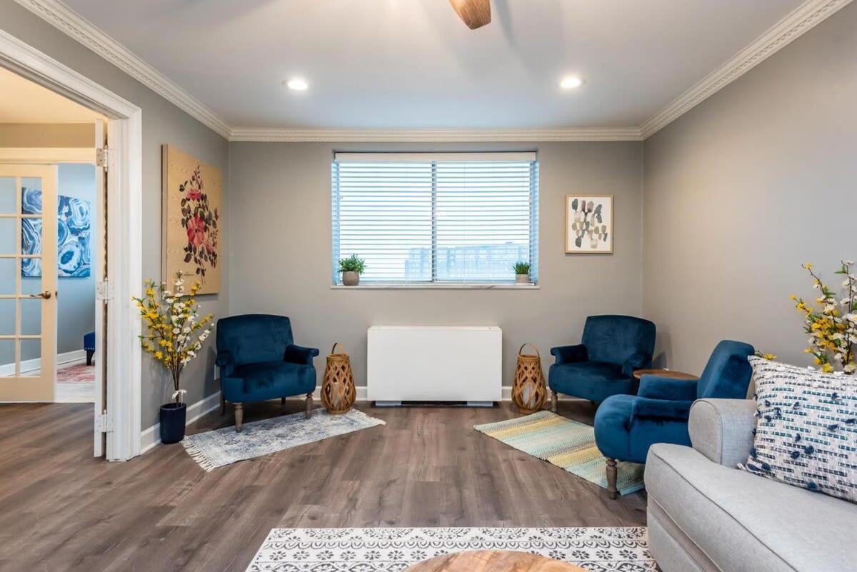 Holiday home Downtown! View Location Onsite Parking Lm1207 *