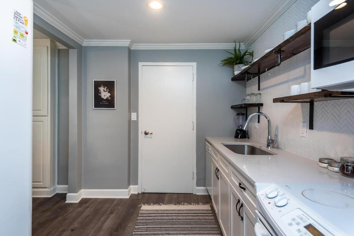 Downtown! View Location Onsite Parking Lm1207 * Atlanta
