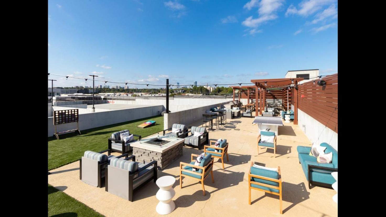 Buckhead Quarters- Spacious With Private Balcony Atlanta
