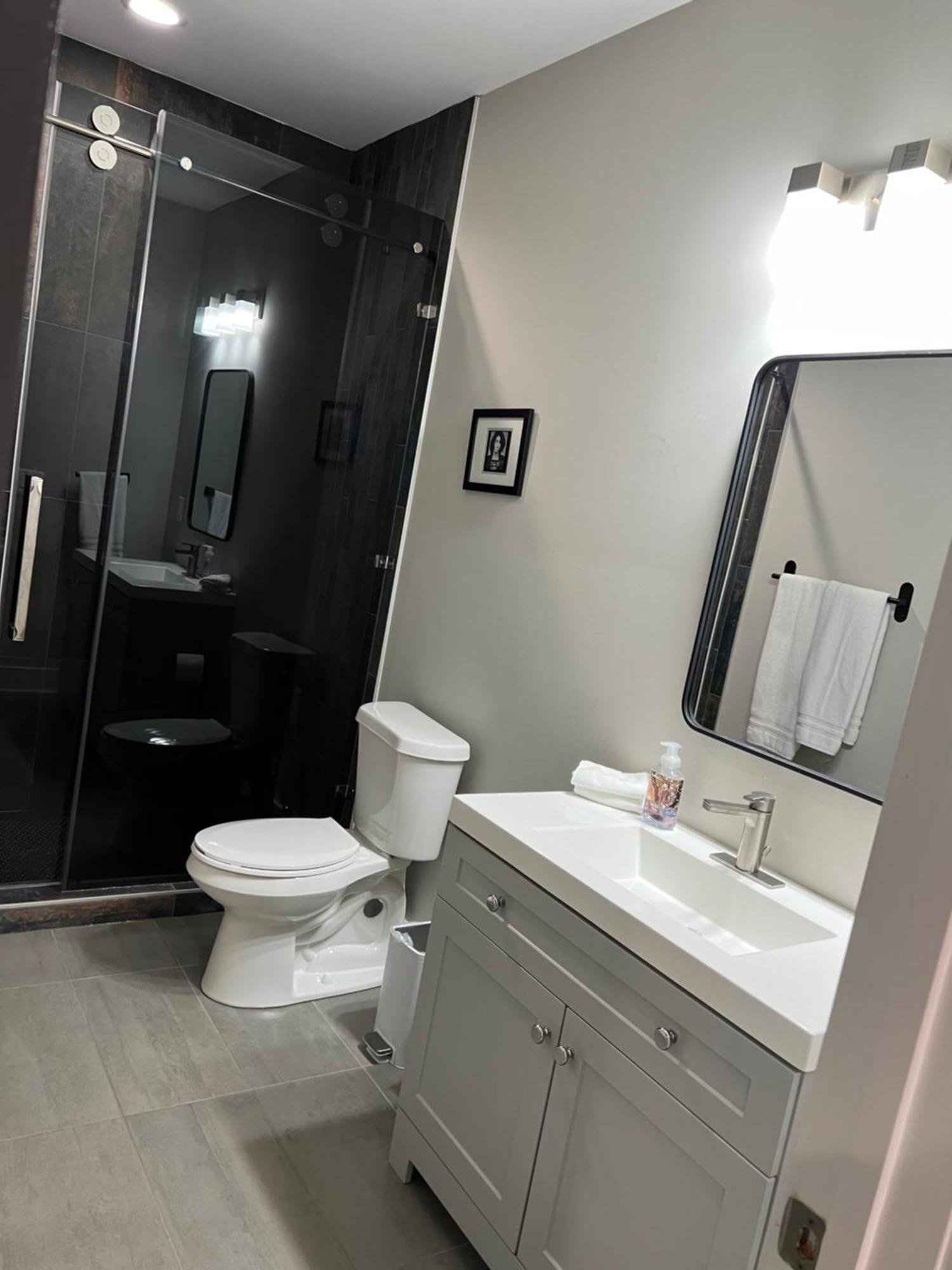 New Modern Near Ga Tech Holiday home Atlanta