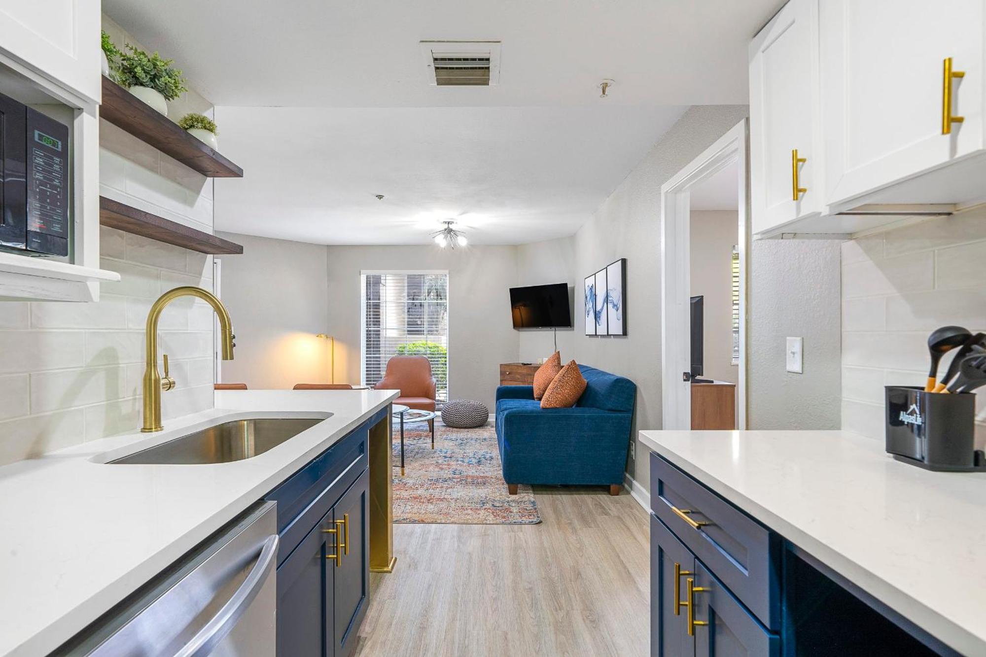 Chic Retreat In Buckhead *