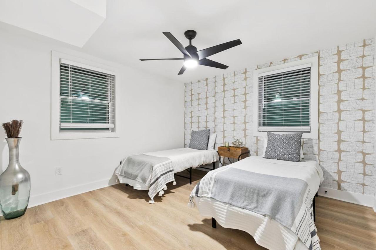 Luxury Living Minutes From Downtown 4 Bedroom Gem Atlanta