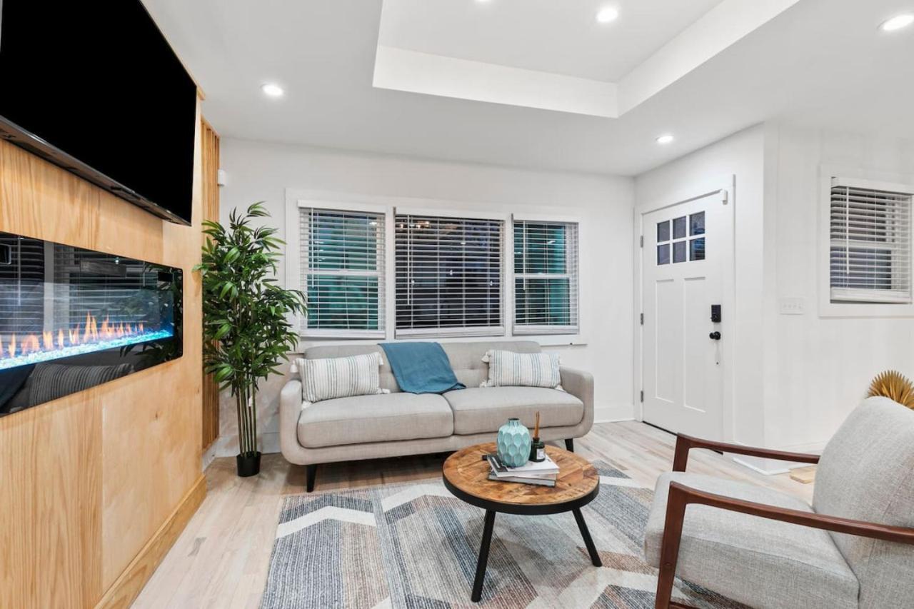 Luxury Living Minutes From Downtown 4 Bedroom Gem Atlanta