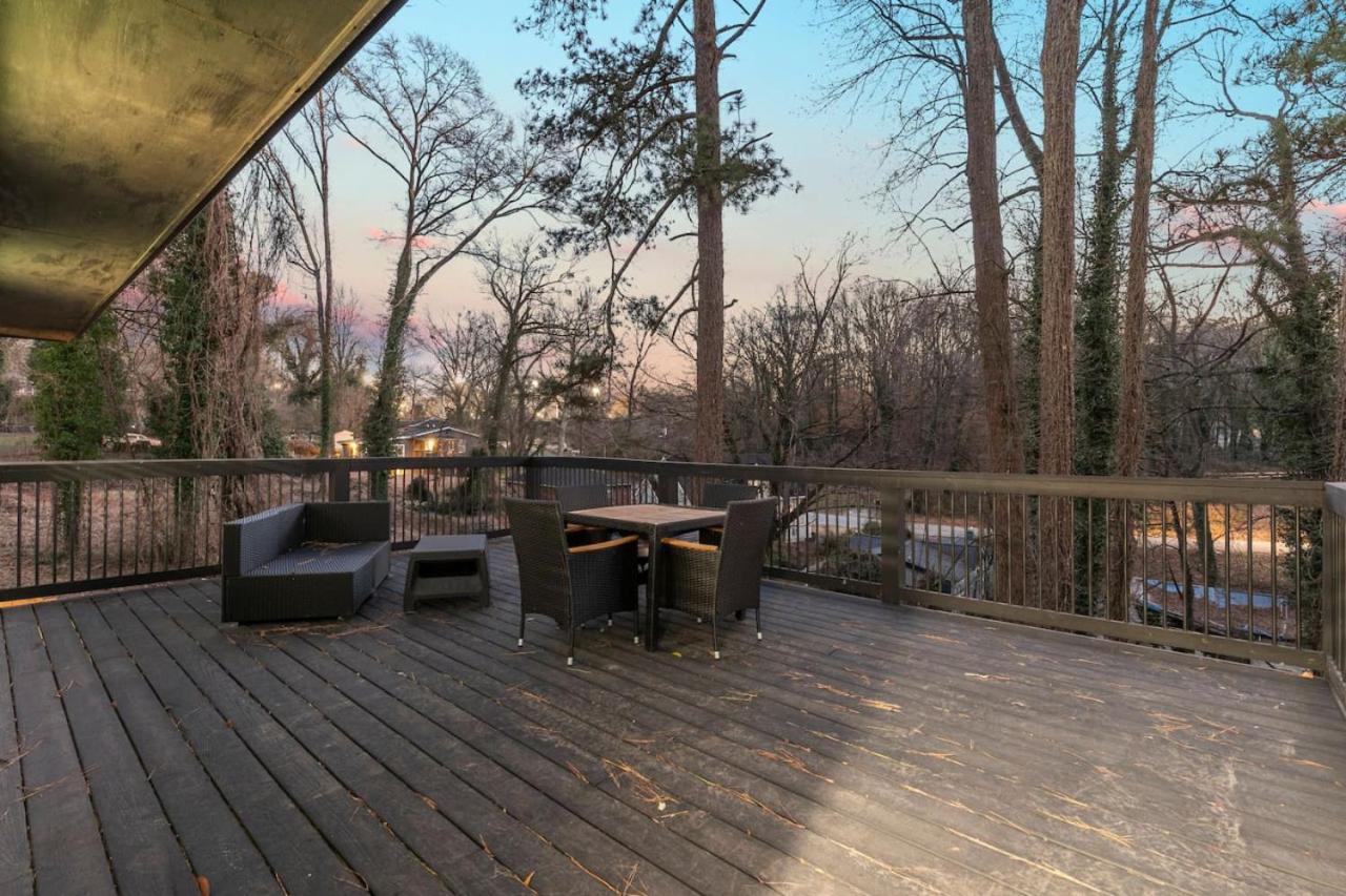 Luxury Living Minutes From Downtown 4 Bedroom Gem Holiday home Atlanta