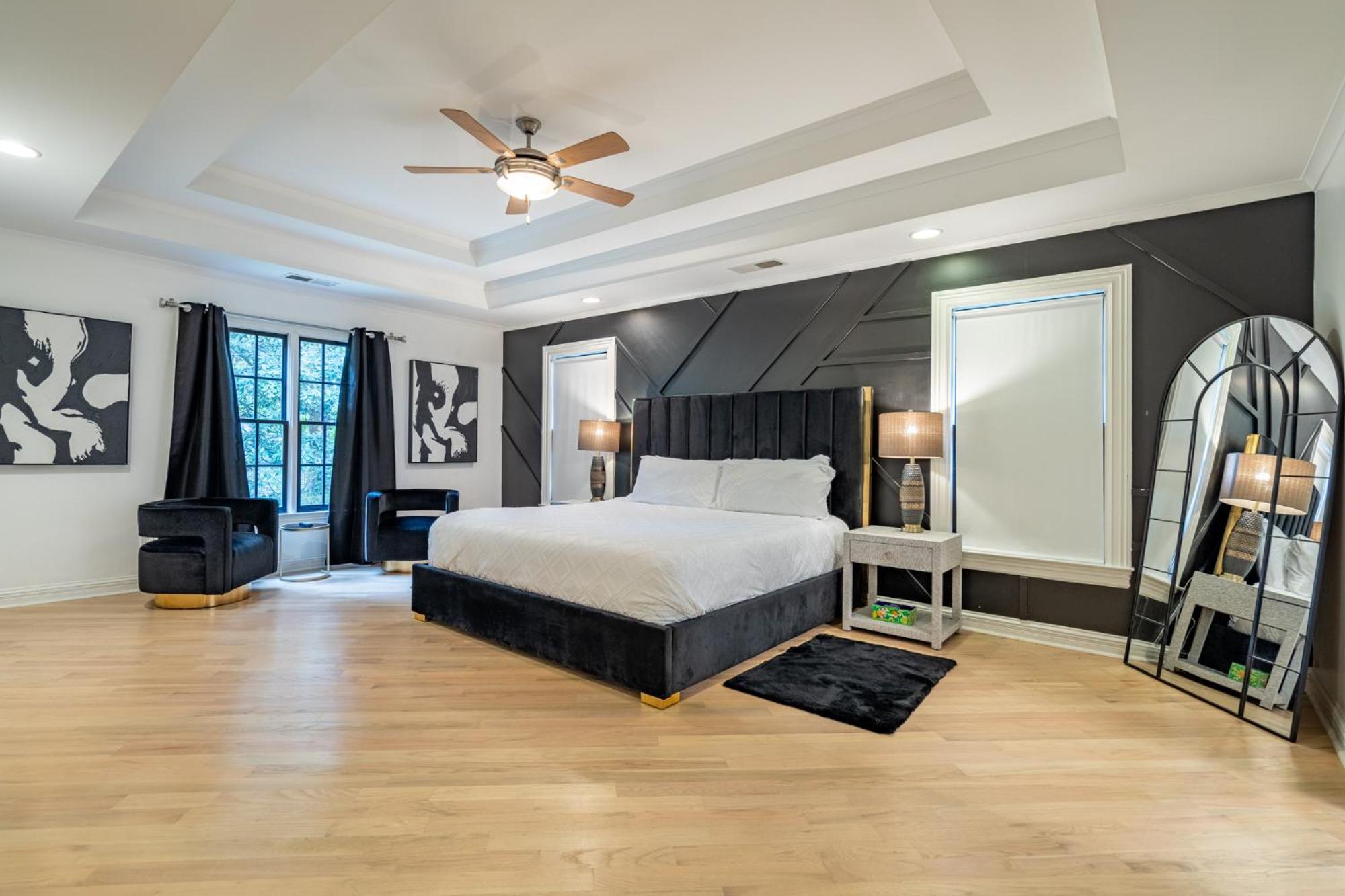 Villa The Black House At Victoria Mill Buckhead