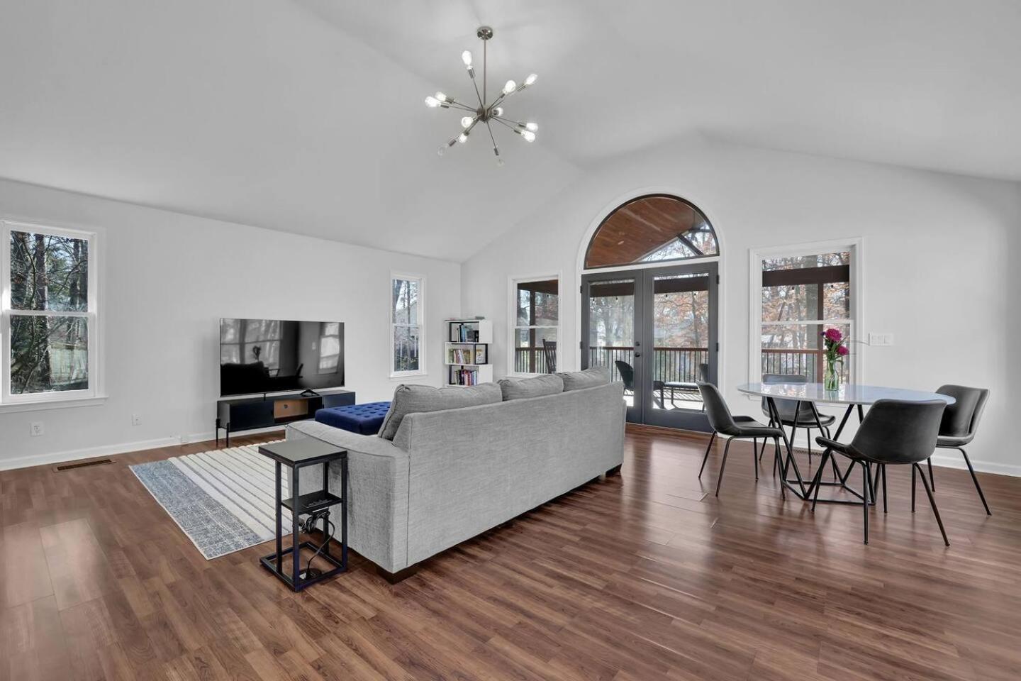 Chamblee Retreat 3br W Spacious Porch *