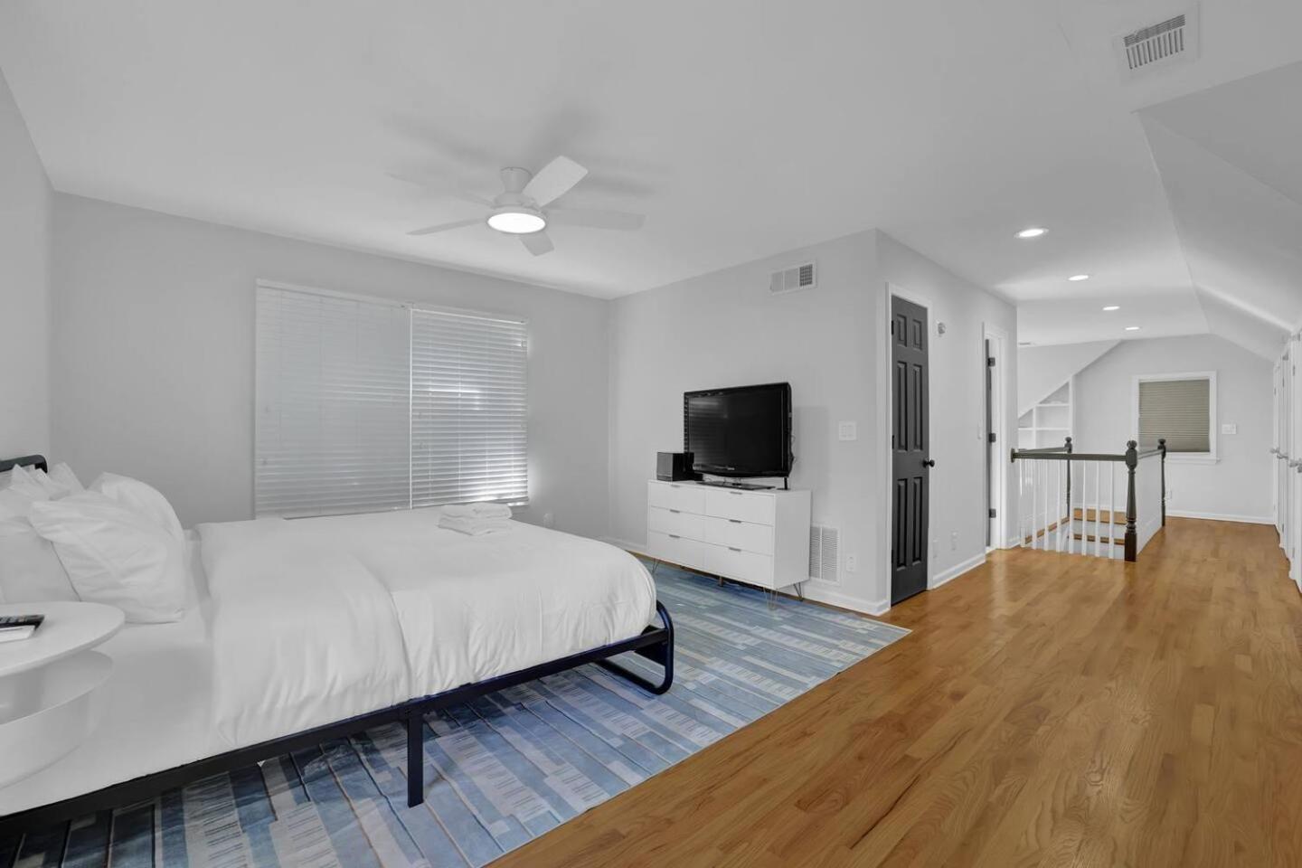 Holiday home Chamblee Retreat 3br W Spacious Porch Atlanta