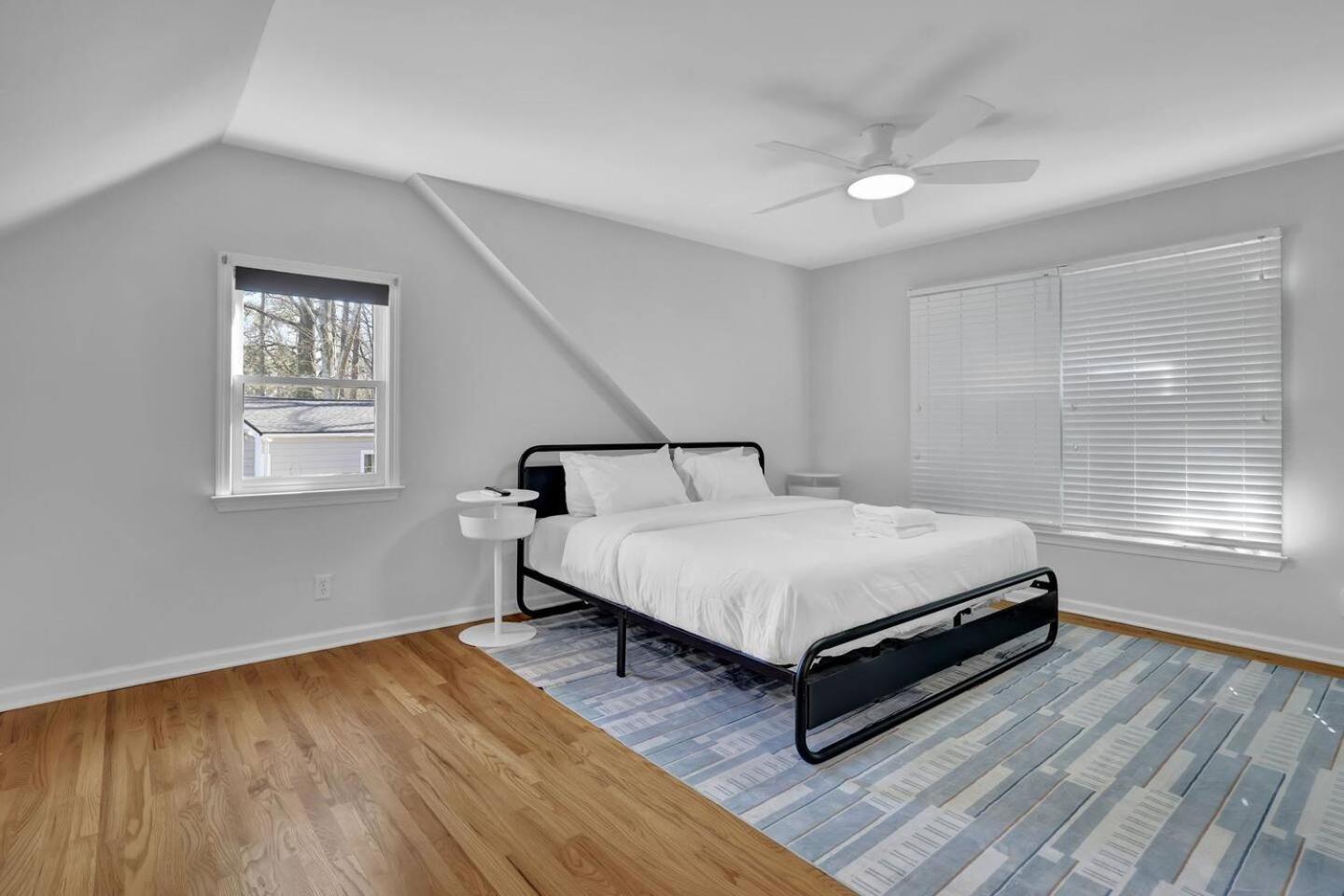 Chamblee Retreat 3br W Spacious Porch Holiday home Atlanta